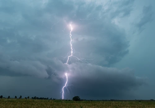 Burze, a potem wichura w regionie do 75 km/h. Dynamiczna i niestabilna pogoda w woj. lubelskim