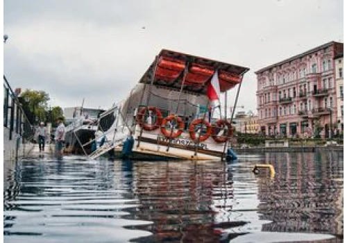 Pogodowy armagedon i perła architektury. Telegram z Bydgoszczy