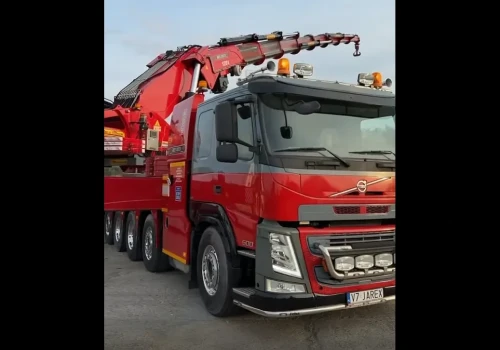 Volvo FM 10×4 w polskiej pomocy drogowej – solówka z żurawiem ważąca 53 tony