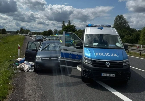 Zielona Góra. Pościg za Oplem na S3. Sceny jak w filmie rozbitych sześć samochodów, sprawca aresztowany