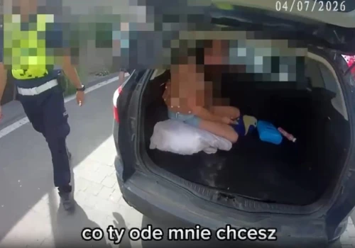 42-latka bez uprawnień z promilami kierowała autem. Przed policjantami schowała się w bagażniku