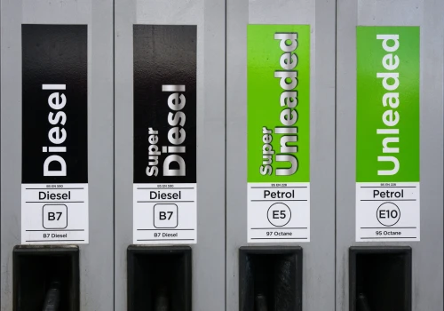Jak znaleźć tanie paliwo w UK? Stacje paliw nie zgłaszają cen do systemu Fuel Finder.