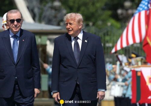 Nowe otwarcie między USA a Turcją? Trump obiecuje znieść sankcje nałożone na nią za zakup rosyjskich systemów