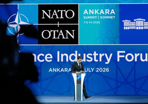Szczyt NATO w Ankarze: Mark Rutte wezwał do „transatlantyckiej rewolucji w przemyśle obronnym”