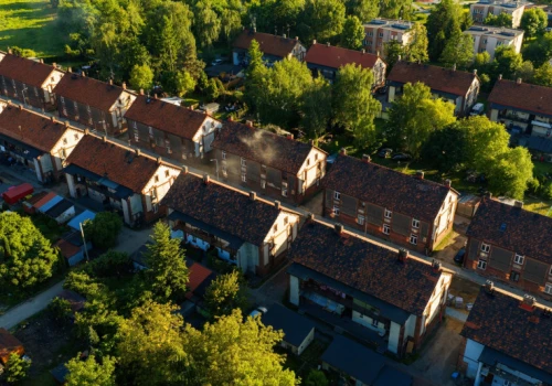 Grupowe zwolnienia w polskim zakładzie z historią. Pracę straci niemal połowa załogi