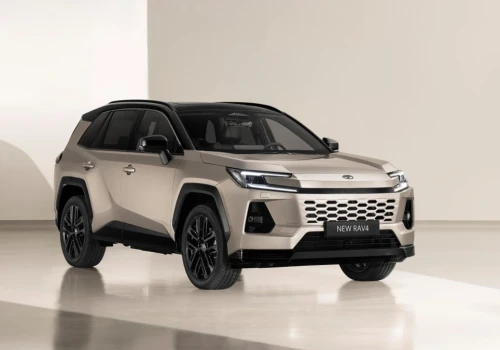 Nowy SUV Toyoty rozbił bank. Ne wyrabiają z dostawami