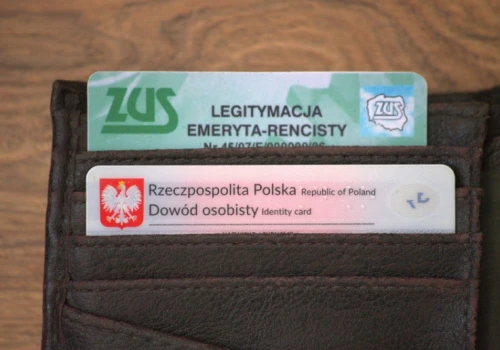 Od 13 lipca ZUS wprowadza zmiany w legitymacjach. Urząd potwierdza