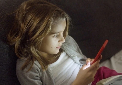 50 kont i zero próśb o dowód wieku. Zakaz social mediów dla dzieci ma lukę