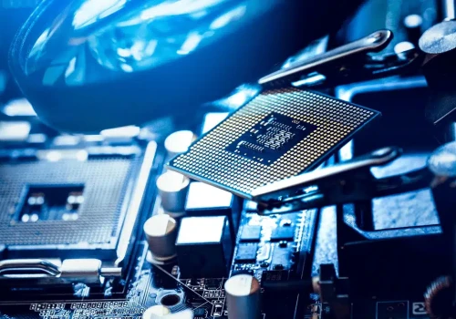 DeepSeek pokona Nvidię na jej własnym polu? Firma buduje własny chip do AI