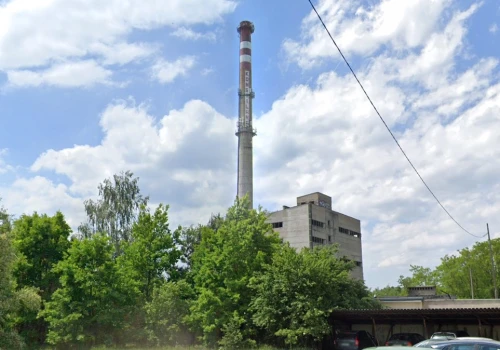 Ciało na dnie 100-metrowego komina. To może być zaginiony 17-latek