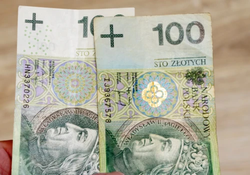 100 proc., 50 proc. albo nic. Tak NBP rozlicza zniszczone banknoty