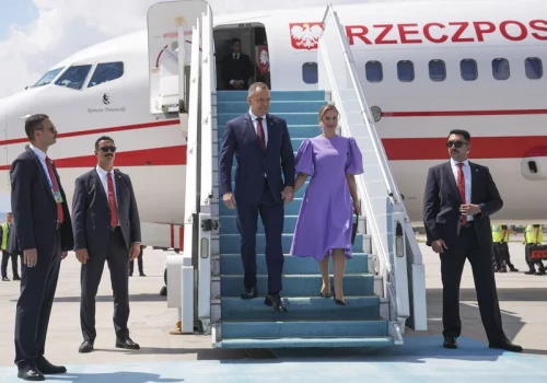 Nawrocki i Zełenski niemal ramię w ramię. O tym zdjęciu będzie głośno