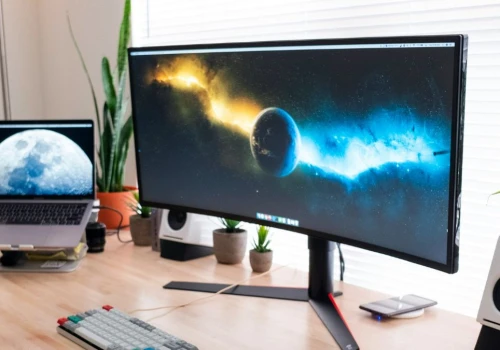 Kupił nowy monitor i przeżył szok. Na jego komputerze pojawiło się adware