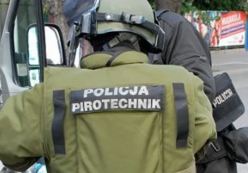 Interwencje służb w urzędach oraz miejskich spółkach w Ciechanowie i okolicy