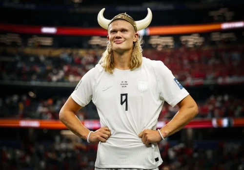 Nosi Hermèsa zamiast sportowej torby. Jak Erling Haaland stał się ikoną stylu?