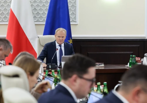 Czy Tusk posprząta własne zaplecze?