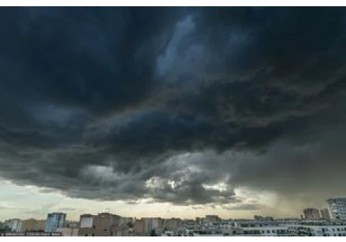 Chmury mogą silniej chłodzić Ziemię. Nowy wątek w badaniach klimatu
