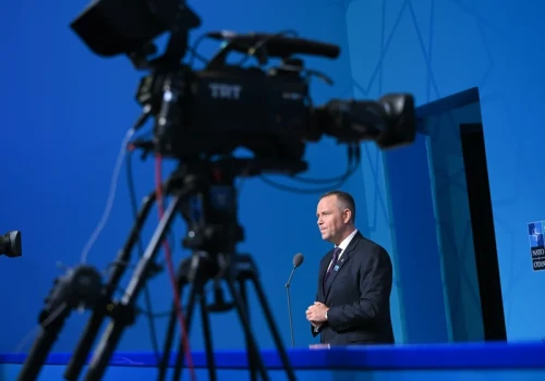 Nawrocki obok Zełenskiego na szczycie NATO. Taki mógł być ukryty cel