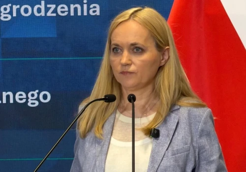 „Dlaczego nie podała się pani do dymisji?” Minister zdrowia odpowiada i pokazuje plan zmian: 284 akty, 240 zł za godzinę, koniec kolejek poza systemem