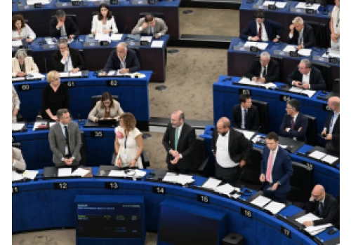 PE wyraził ubolewanie z powodu nadania jednostce wojskowej imienia „Bohaterów UPA” przez Zełenskiego