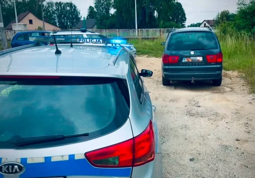 Pijany jak bela kierowca spowodował kolizję i uciekł