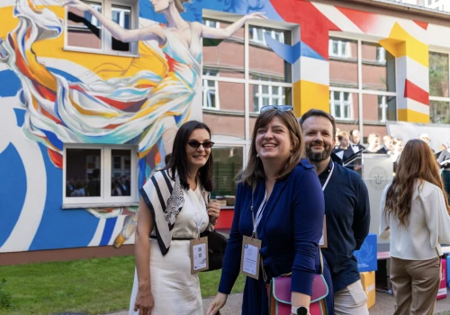 Stypendia, mentoring, bezpłatne akademiki. Czym szkoły wyższe kuszą maturzystów?