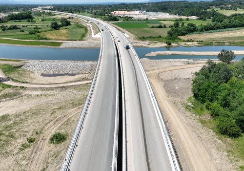 Serbia bliżej Adriatyku i Morza Egejskiego. Nowa autostrada poprawia dostęp do portów