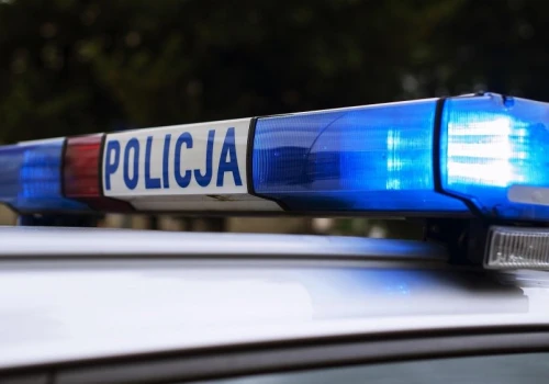 Ojciec przywiózł do szpitala 15-latkę. W ich domu znaleziono martwego noworodka