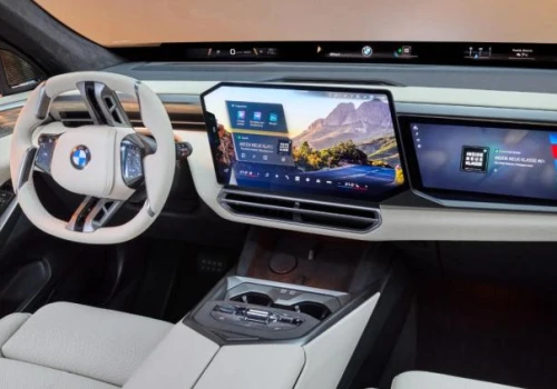 Tyle kosztuje ekran pasażera w nowym BMW X5. To więcej niż niejeden tablet