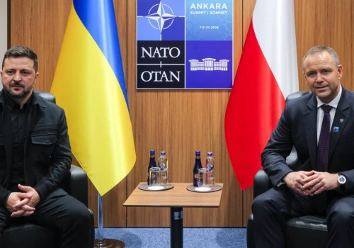 Rozmowy na szczycie NATO w Ankarze. Nawrocki spotkał się z Zełenskim