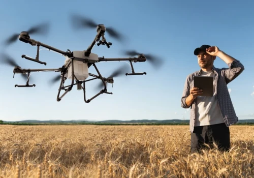 Dron zamiast opryskiwacza? Tutaj już to testują