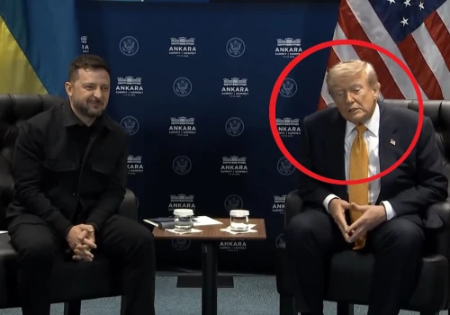 Trump rozsiadł się obok Zełenskiego. Nagle wspomniał o… Nawrockim! „Tak się składa, że…”