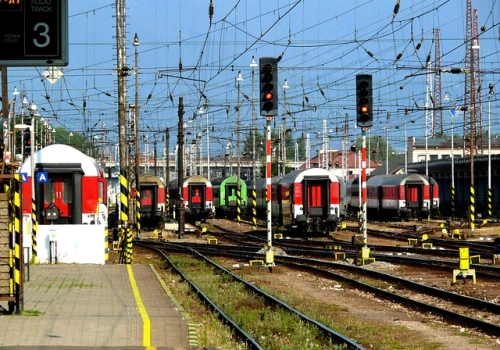 Cyberatak na kolej to nie tylko problem informatyków. Stawką może być ruch pociągów