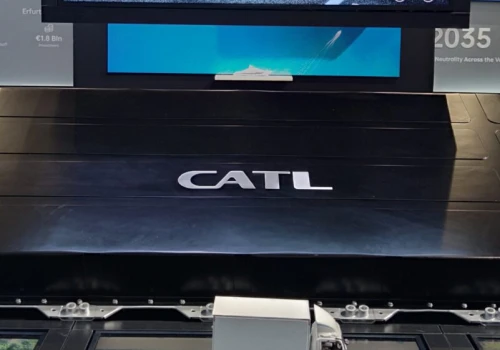 CATL Tectrans II, bateria dla aut dostawczych, która ładuje się do 80 proc. w mniej niż 7 minut. Tyle co dostarczenie paczki