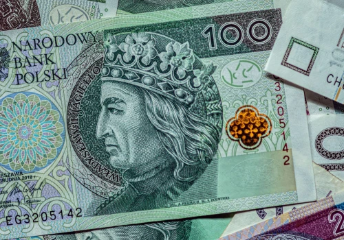 Polacy nie chcą długoterminowych lokat. Liczy się dla nich dostęp do pieniędzy