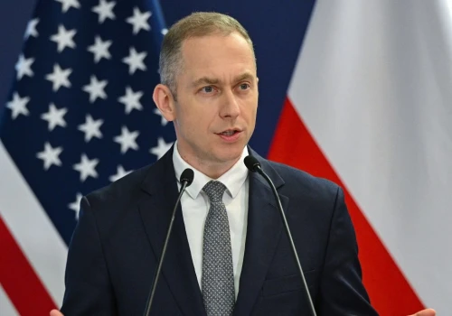 Po szczycie wiceminister ogłasza sukces. 