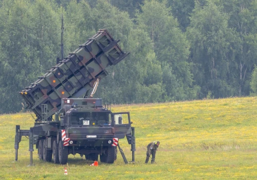 Produkcja pocisków Patriot na Ukrainie? Eksperci: Polska byłaby bezpieczniejszą lokalizacją
