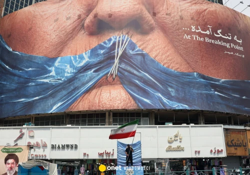 Iran odpowiada na amerykańskie uderzenia. Armia zapowiada 