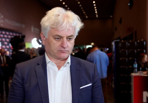 Polskie firmy wdrażają AI powoli. Brakuje im wiedzy, a nie technologii
