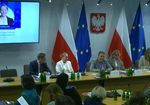 Alarmujące dane ze szkół: 87 proc. uczniów doświadcza przemocy rówieśniczej. Sejm szuka rozwiązania
