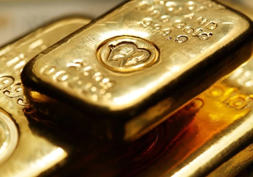 Ukryła pod ubraniem złoto za 1,5 mln zł. KAS zatrzymała Ukrainkę