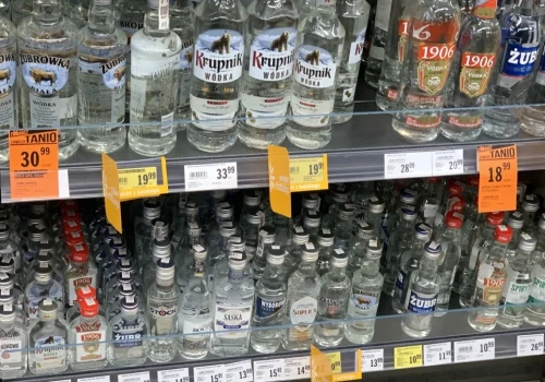 Ministerstwo broni taniego alkoholu. Mówi, że to dla dobra rolników