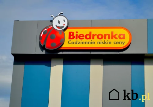 Kawowa promocja w Biedronce robi furorę. Limit jest wyjątkowo niski
