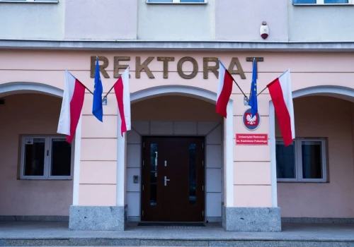 Ostatni dzwonek. Dobiega końca rekrutacja na studia na Uniwersytecie Radomskim