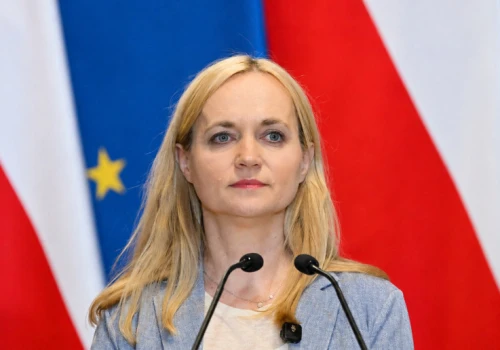 Ministra zdrowia przed spotkaniem z prezesem Jankowskim: limit 240 zł zostaje