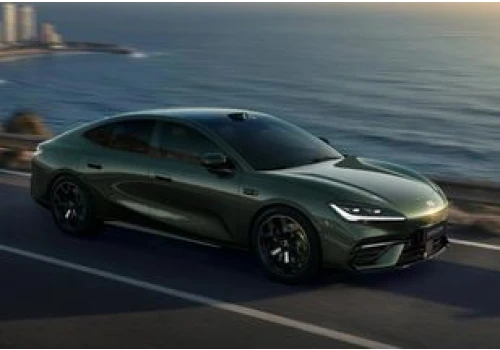 Geely rzuca wyzwanie Xiaomi i MG. Poznajcie Galaxy TT