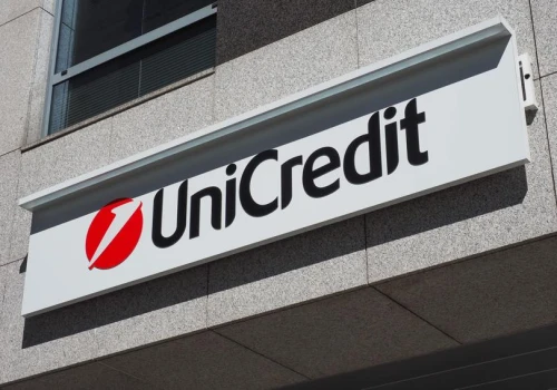 Włosi w natarciu. UniCredit ma już prawie połowę akcji Commerzbanku