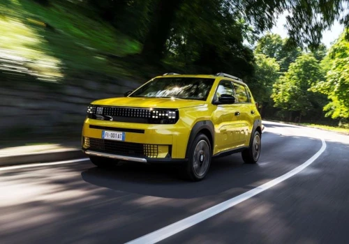 Najlepszy design i wizerunek. Nowy Fiat Grande Panda doceniony przez krytyków.