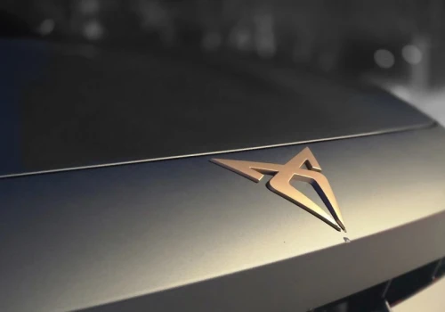 Poszedłem do salonu Cupry i odkryłem ukryty rabat na modele z 2026 roku. Tego nie ma w cenniku