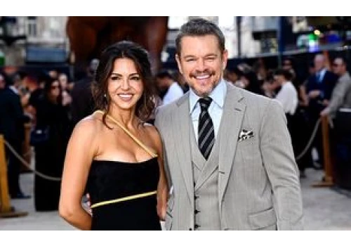 Zarabiał na napiwki za barem. Tak Matt Damon zdobył serce żony